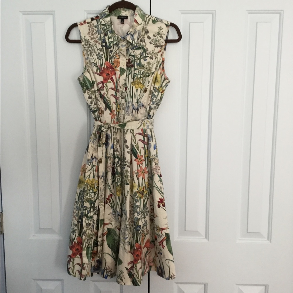 Pretty spring dress! Floral print from Talbots.